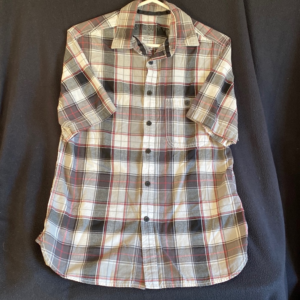 Mossimo Plaid grey and black button up